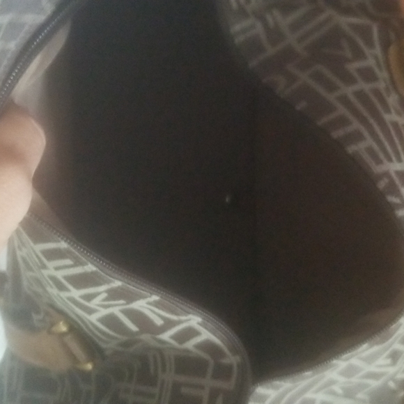 DVF Carry on and Luggage Set - Picture 7 of 8